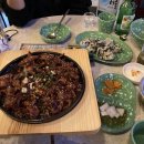 팔도실비집정왕역점