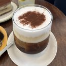 카페규 | 수제 과일청 에이드와 디저트 맛집 밤리단길 카페 카페규