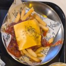 맘스터치(삼산현대점) | 울산 남구 삼산동 그리즐리 버거 내돈내산 솔직후기｜아쉬운 수제버거, 미국식 분위기는 좋았다