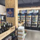 고래맥주창고 | 남성역 고래맥주창고 방문 후기 : 밤길을 밝히는 감성 가득한 주류 백화점