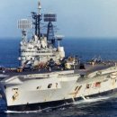 1979년 - 미국의 요구로 재취역을 고려했던 HMS Ark Royal (R09) 이미지