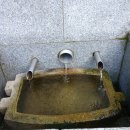 약수터 옆 이미지