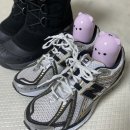 자주 세탁하기 힘든 축축하고 꿉꿉한 신발은 슈비 신발살균건조기로 간편하게 발냄새정복