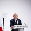 Le coup de poker de François Bayrou 이미지