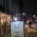 마포구청역 6번출구 | [마포구청] 차분한 분위기의 마포구청카페 플랩핑커피 후기