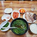 부산 돼지국밥 깔끔하고 구수한 토성동 신창국밥 본점