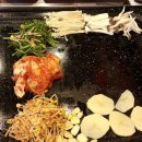 돌삼닭 - 광명시 오리로856번길 8-1 | 돌삼닭