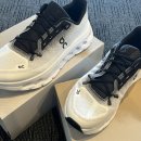 (주)스마트브리즈 | 온러닝 운동화 클라우드틸트 클라우드러너2 매장 착용 비교 후기