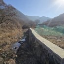 산과 자연의 쉼터 이미지