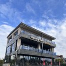 탄도항 공중화장실 (경기도) | 대부도 메이플라워 카페 노을 명당 : 베이커리 대형 카페, 탄도항 일몰 명소, 애견 동반