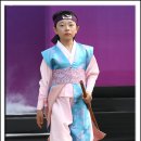 하이-틴 이미지