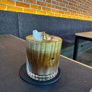 덕명로 | 양산대형카페 정원이 예쁜 카페클럽하우스