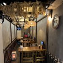 너구리 소굴 | 종각역 술집 / 뼈찜 맛집 너구리소굴 재방문 후기: 묵은지볶음밥 &amp; 간장뼈찜 추천!