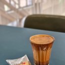 스피닝울프 성수 | 제주 성산일출봉 카페 '도렐커피 제주 본점' - 플레이스캠프 조식 후기