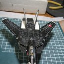 마크로스 VF-1J 입니다. 이미지