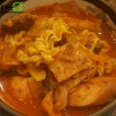 본가부대찌개 이미지