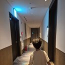 [국내여행] 호텔나루 서울 엠갤러리 - 엄마아빠만의 호캉스에 합류당한 말랑이와, 호텔나루 야경...