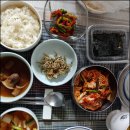 신천힐탑작은도서관 | 카모메 식당 ('편의점인간' 근처에 이 책이 있어서 대여함.^)