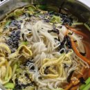 계곡속의바위집 이미지