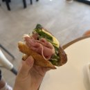 화순군청 | 화순 채광좋은 커피 &amp; 디저트 맛집 / 올리 카페 후기 /버터떡