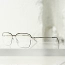 Y플러스안경 이미지