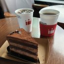 강릉 안목해변 카페거리 맛집 여행 데이트코스 커피랑 디저트