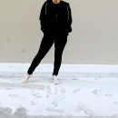 리앤투드 후드집업 입어봐요