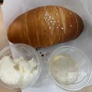 세븐일레븐 서초역사거리점 | 서초동] 소금빵이 맛있는 오페라빈 에스프레소바 서초점 | 카라멜 팬텀 라떼(4,200원) & 카이막+소금빵...