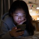 스마트폰 과의존 이해하기 | 청소년 스마트폰 과의존 유형 3가지｜쇼츠·게임·SNS를 놓기 어려운 이유