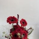 플로비웨딩 촬영부케💐 - 포인트 부케로 찰떡!