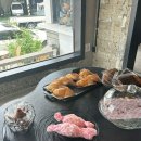 대구 동대구역 카페 추천 카페유어프레즌트 동대구점 소금라떼가 맛있고 미키 아아가 귀여운 곳