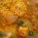 놀부부대찌개1철판1보쌈 이미지