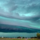 토네이도 이미지