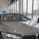 BMW 530e M Sport 이미지