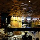 스타벅스 앞 횡단보도 이미지