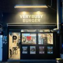 아담한집 | 서울 합정 아담한 가게와 중독성 있는 버거가 맛있었던 베리비지버거 솔직 후기