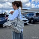 ALO 쇼퍼백 이미지