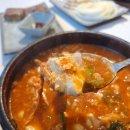 뚠뚠돼지김치찌개수완점 | [수완지구 맛집]매콤칼칼 순두부찌개가 먹고 싶을 땐? - 진초동순두부 수완장덕점 첫 방문 후기.