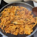 [한끼요리] 더듬뿍 한돈 고추장 제육볶음 간단한 자취 요리 원재료 맛 후기