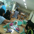 대구톨페인팅-노란지붕(서울- 구암중학교 친구들 함께~~ 독서만들기) 수업모습입니다. 이미지