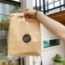 하얀밀베이커리 | 부산 수영빵집 꽃피는 4월 밀익는 5월 꽃사미로 광안리 비건베이커리 맛집