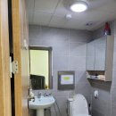 관리사무실 옆 화장실 이미지