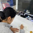 아우라뷰티라운지네일샵연경점