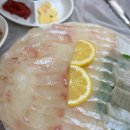 부안맛집 변산 해수욕장 근처 토박이횟집 칼칼한 백합탕 광어회 후기