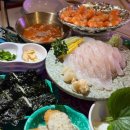 쟁반통닭앤아주포차 | [압구정 로데오] 광어 소금 김밥, 대하구이 맛집 '사랑호 수산포차' 내돈내산 후기