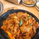 월수금돼지김치찌개&생삼겹살