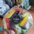 우산 우산수영장 앞 이미지