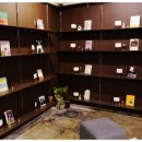 북카페 화장실 이미지