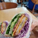 교대 샌드위치 맛집 : 카페본주르 - 방문후기(메뉴추천/새우패티 타르타르 샌드위치)