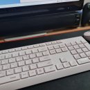 개성있는 색상의 아이노트 무선 키보드 세트 KM730R